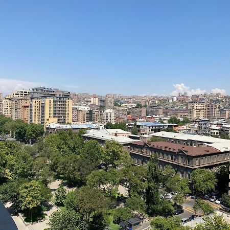Modern Apartment For Rent In Buzand Street Bu944 Erevan Exterior foto
